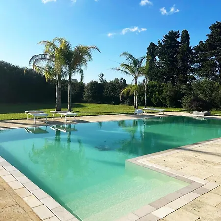 Villa Luna Con Piscina Borgagne