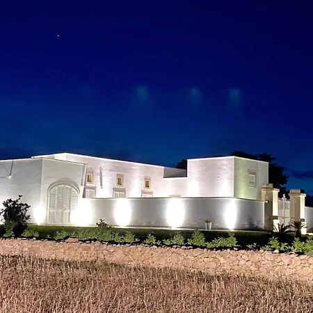 Villa Luna Con Piscina