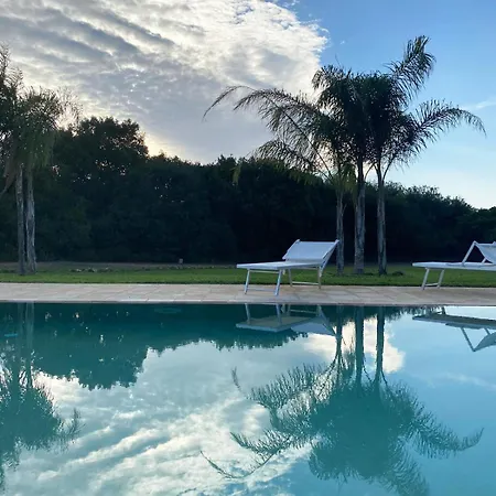 Luna Con Piscina Villa Borgagne