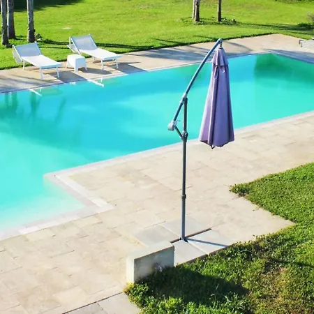 Luna Con Piscina Villa